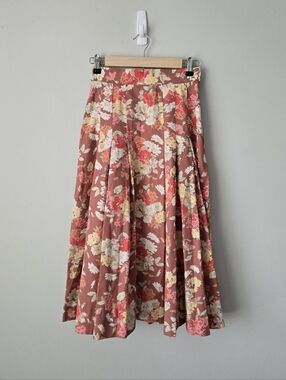 Vintage Made In Great Britain Laural Ashley Pleated Floral Skirt